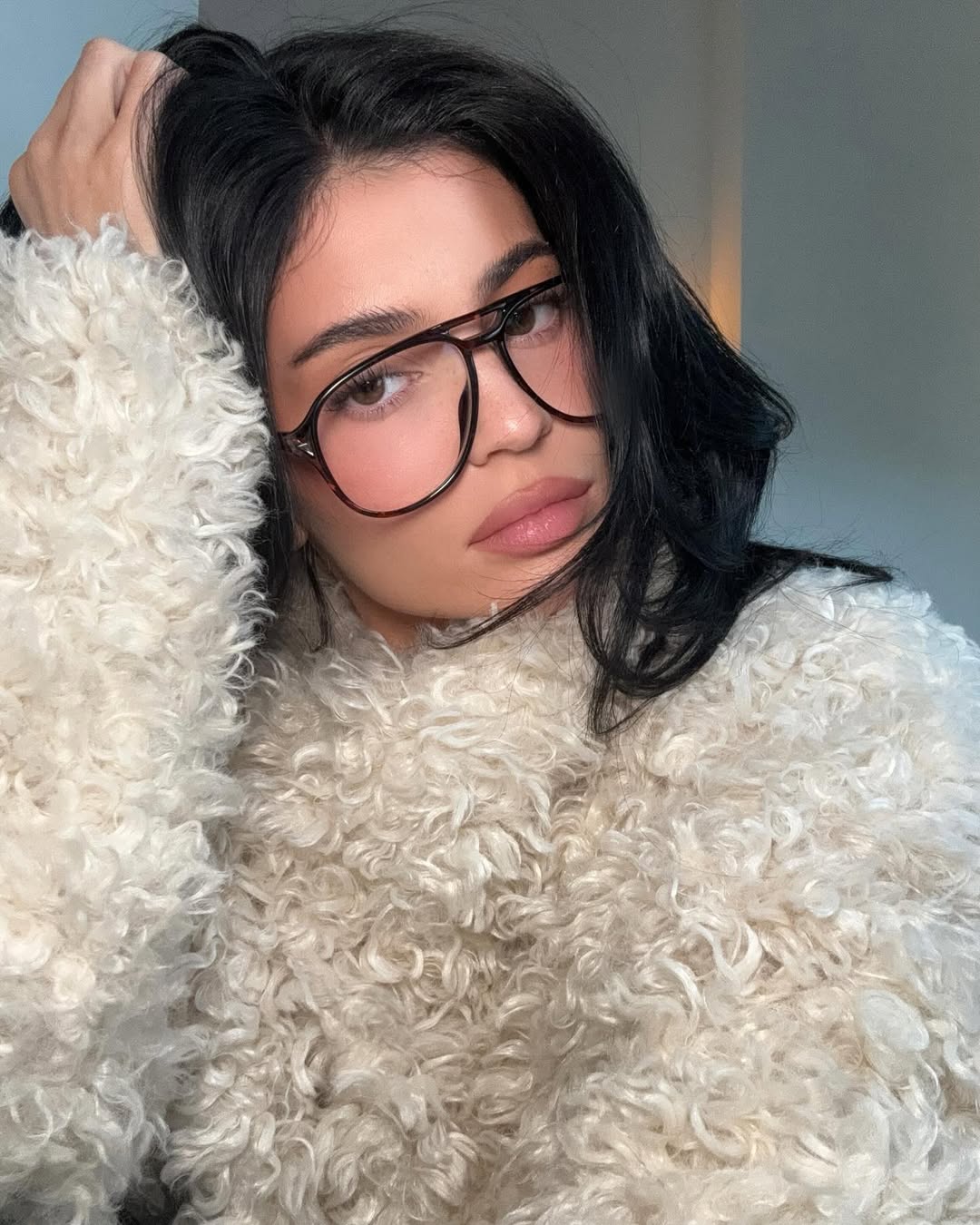 Shaggy Pullover – Khy