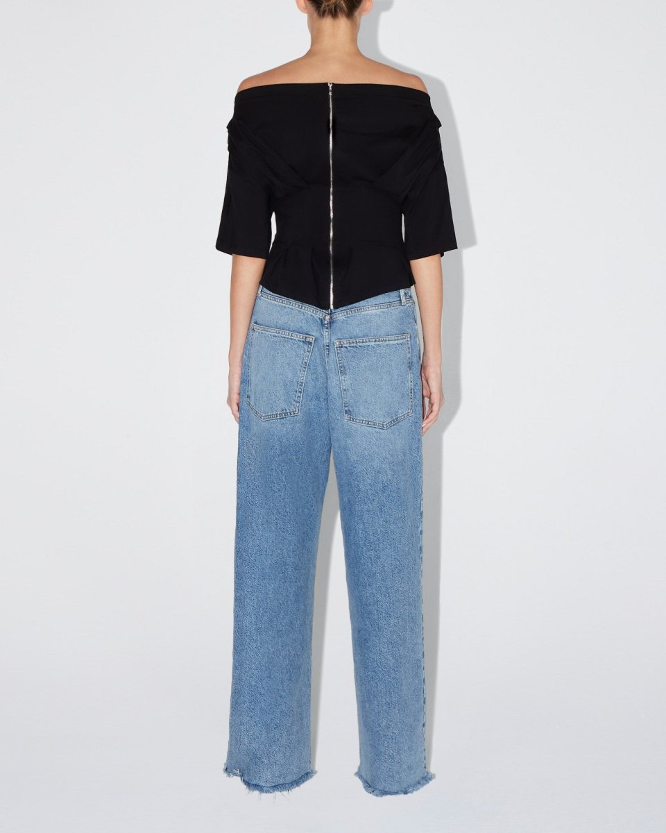 Off the Shoulder Cinching Tee | Black