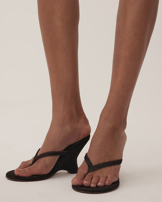 Muse Thong Wedge | Chocolate Pony