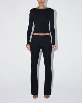 Smooth Stretch Boat Neck Long Sleeve | Black