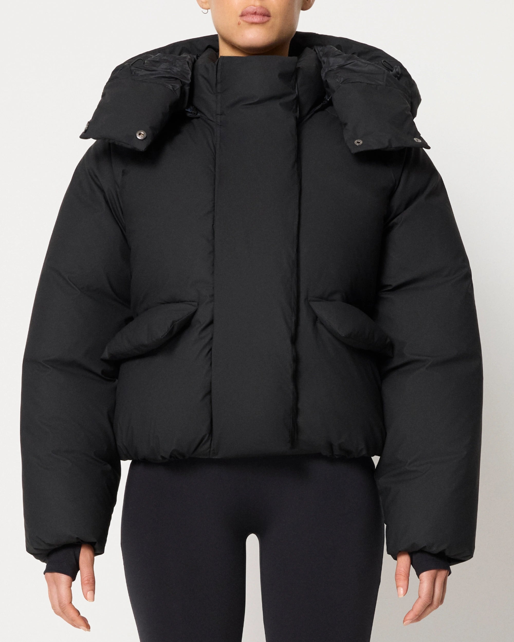 Standard Puffer Jacket Black Khy