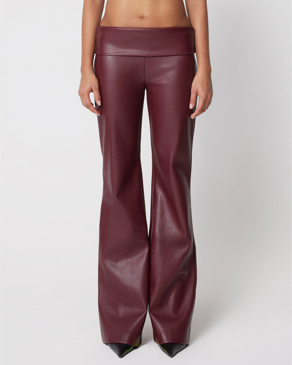 フェティコ FAUX-LEATHER SATIN TROUSERS FAUX-LEATHER SATIN