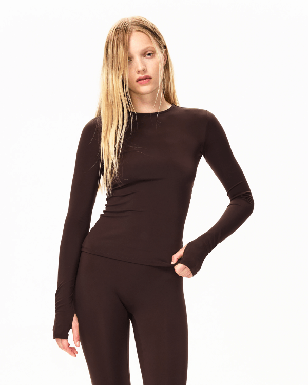 Long Sleeve Thumb Hole Tee | Chocolate
