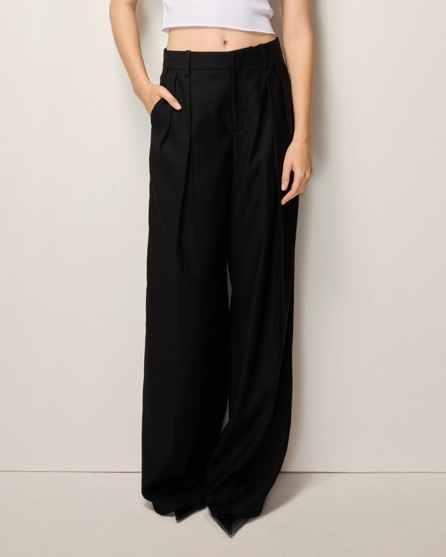 Low Rise Pleated Trouser | Black