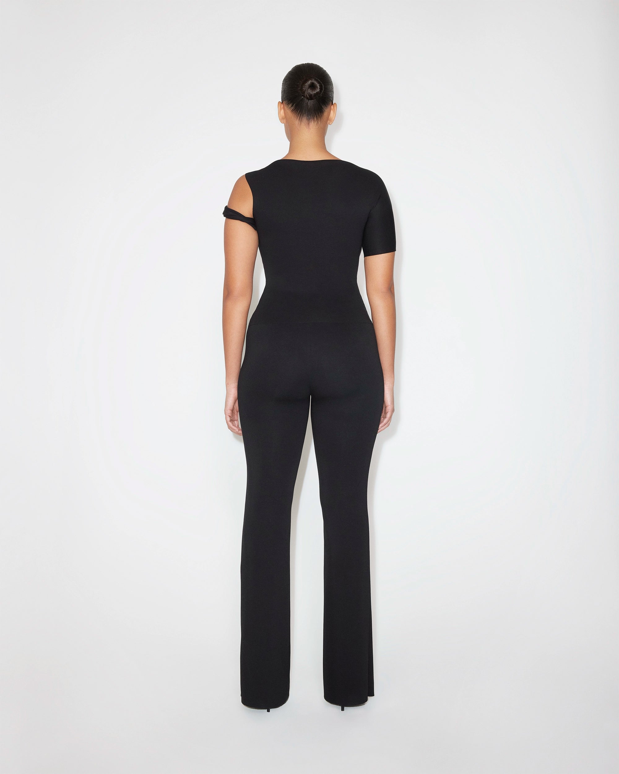 Sueded Stretch Twisted Top | Black – Khy Sueded Stretch Twisted Top | Black – Khy